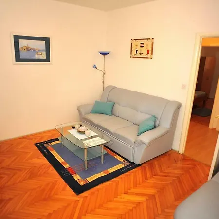 Apartment 16846b *